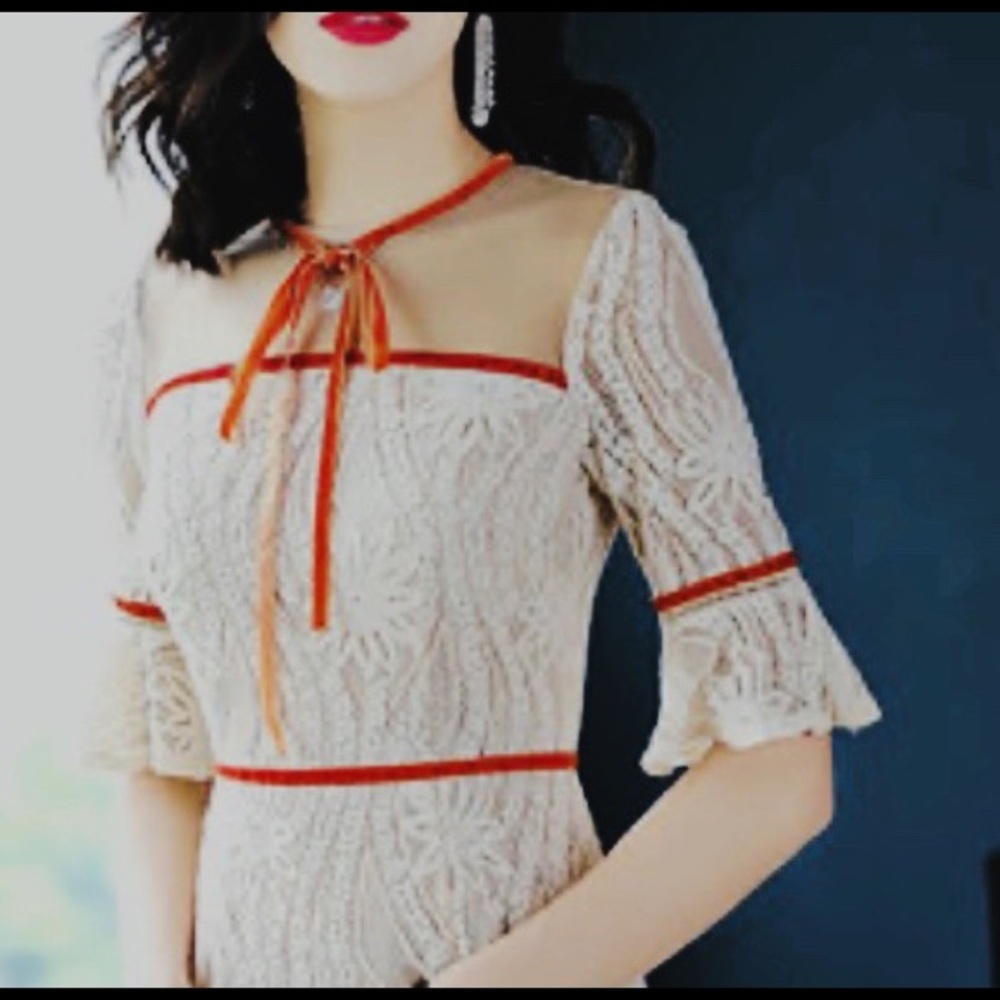Athena lace dress, size 8